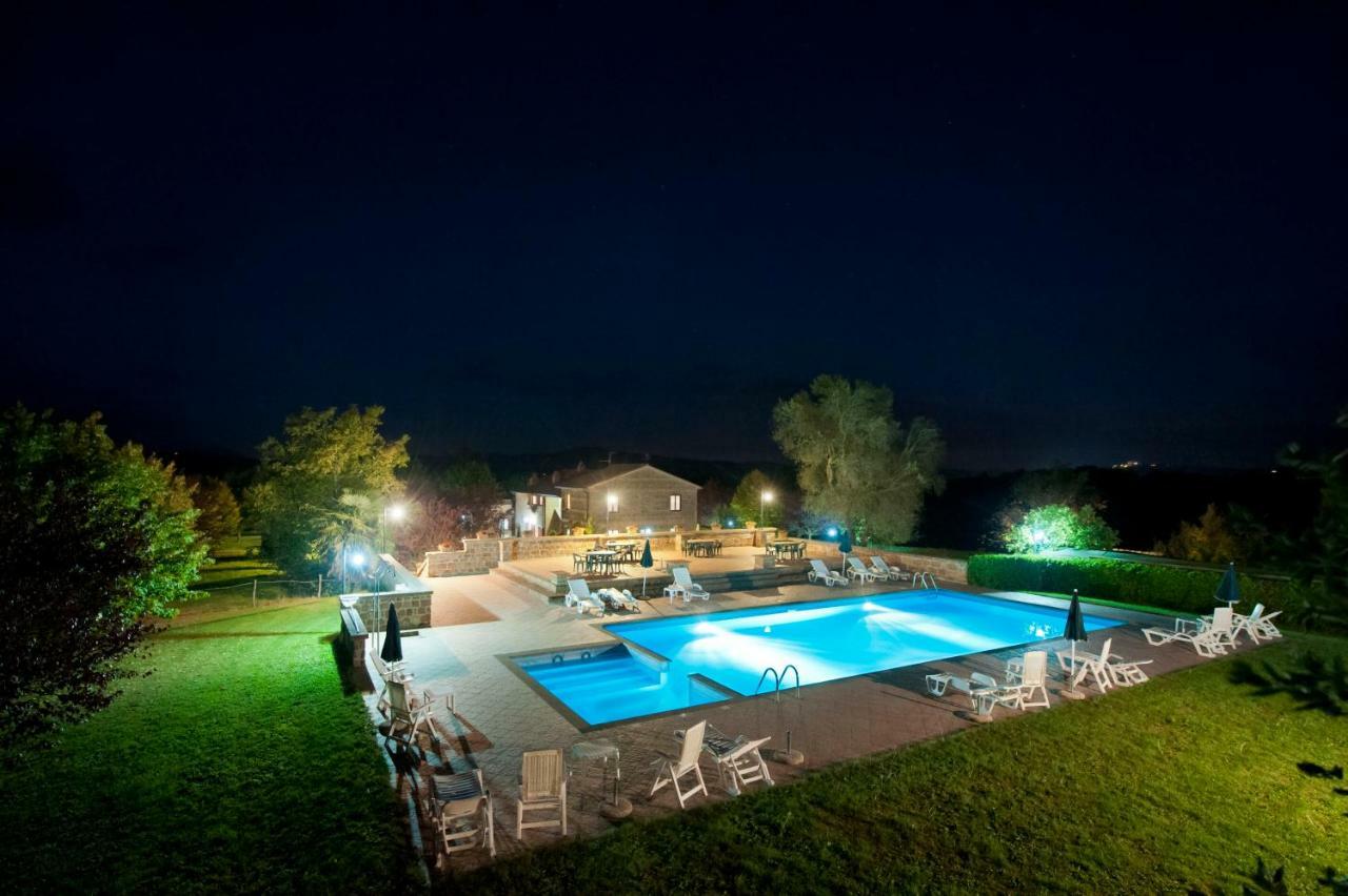 Agriturismo Cerqueto Аквапенденте Экстерьер фото